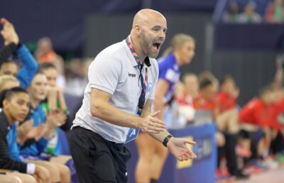 INTERVIU Kim Rasmussen dă verdictul după meciul fostei echipe, CSM București, cu Ferencvaros: "Pentru a câștiga Liga, CSM are nevoie de o viteză în plus!"