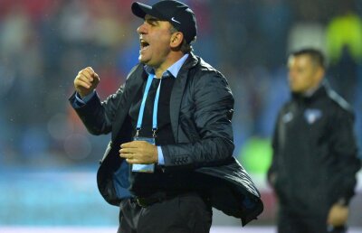 Hagi în conflict cu Camora: "Am vrut să-mi aduc aminte cum e să fii fotbalist"