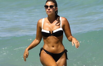 GALERIE FOTO Ea este unul dintre cei mai sexy îngerași de la Victoria's Secret. Arată senzațional!