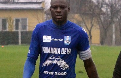 VIDEO Are 39 de ani, dar refuză să se lase de fotbal! Gol important pentru N'Doye în weekend 