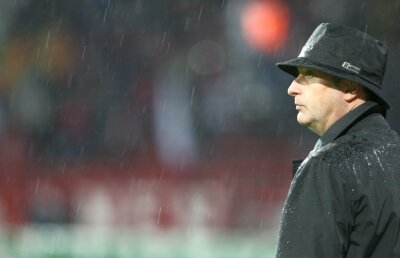 Mouscron are probleme imense în Belgia » Veste foarte proastă primită azi de Mircea Rednic