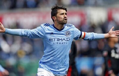 VIDEO Ce bijuterie! Golul weekend-ului vine din MLS! David Villa a marcat de la jumătatea terenului