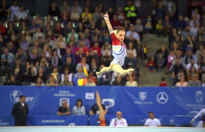 GALERIE FOTO Corespondență de la Cluj » Ioana Crișan și Olivia Cîmpian au concurat astăzi în finala de la individual compus