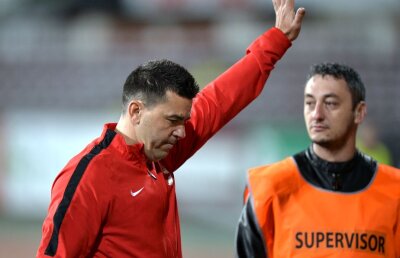 Cosmin Contra și-a pierdut cumpătul pe tunelul de la vestiare! Ce nu s-a văzut la TV: "Jegurilor, cu Steaua v-ați pus capră"