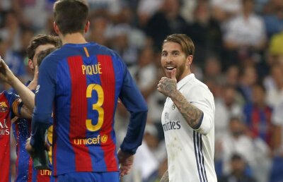  Ramos consideră că a primit "roșu" prea ușor, din cauza presiunilor puse pe arbitru » Pe cine dă vina pentru eliminarea din El Clasico