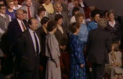 VIDEO Imagini copleșitoare: un erou care a salvat 669 de copii evrei de la Holocaust s-a reîntâlnit cu ei! 