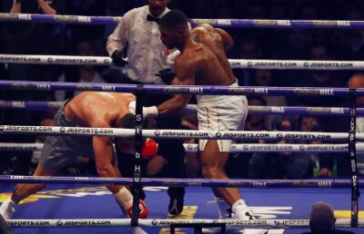 VIDEO+FOTO ”Ciocanul de Oțel” spulberat pe Wembley! Anthony Joshua l-a trimis la pensie pe Vladimir Kliciko în fața a 90.000 de fani! 3 KO-uri uluitoare + prima reacție: ”Unde ești, Tyson Fury?"