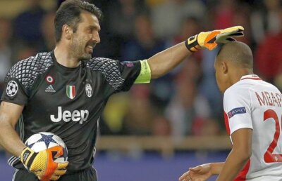 VIDEO Mbappe s-a înclinat în fața marelui Buffon: "A fost un gest de clasă! Nu am realizat pe moment"