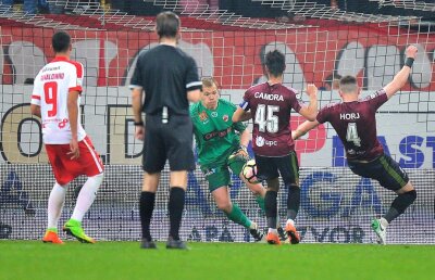 Greșesc șefii lui Dinamo? » Echipa alb-roșie ar putea pierde gratis doi jucători importanți