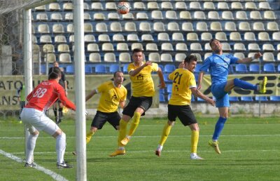 Ce rușine! FC Brașov a remizat pe terenul ultimei clasate: barajul pentru L1 pare imposibil