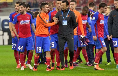 Steliștii continuă acuzele după meciul cu Dinamo: "Șovre m-a înjurat! Am rămaș stupefiat. Vreau să mă văd cu el"