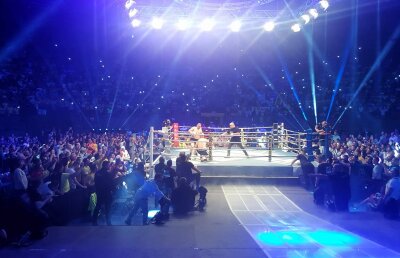 Victorie spectaculoasă pentru Cătălin Moroșanu la Superkombat Madrid