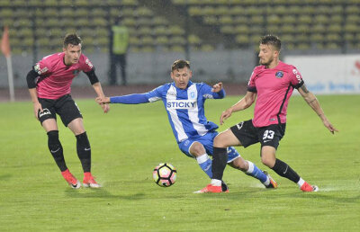 VIDEO Așa arată viitorul? Trupa lui Hagi redevine lider, dar nu punctează deloc la impresie: 1-0 cu CSU Craiova