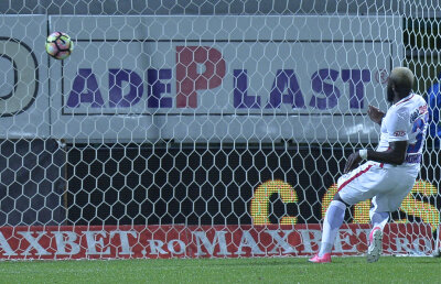 VIDEO Le-a trecut glonţul pe la tâmple » FCSB a stat cu inima în dinți până la final, dar rămâne în lupta pentru titlu: 1-0 cu Astra