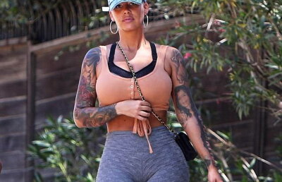 FOTO Atenţie, fotografii greu de privit. Amber Rose, ilegal de sexy!