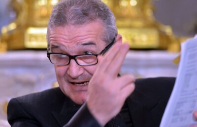 Becali face acuze de blat: "Non-combat la CFR - Dinamo" » Cum a ordonat o schimbare la echipa adversă + aluzia rasistă a patronului FCSB