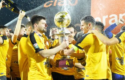 Jucătorii de la Viitorul n-au mai rezistat! Reacție nervoasă la adresa lui Becali: "Vrea titlul cu japca!"