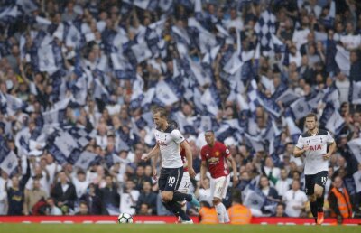 VIDEO + FOTO Tottenham - United 2-1 » Broken Hart Lane. Emoționantă despărțire de arena pe care Tottenham a jucat 118 ani!