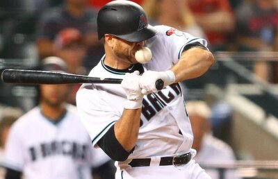 VIDEO A primit o minge în față cu 150 km/h! Nas fracturat și dinți rupți!