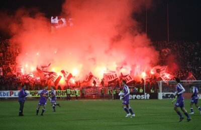 FOTO Superb! La ce metodă au apelat timișorenii să vândă bilete cu UTA » Și un fost internațional și-a cumpărat tichet