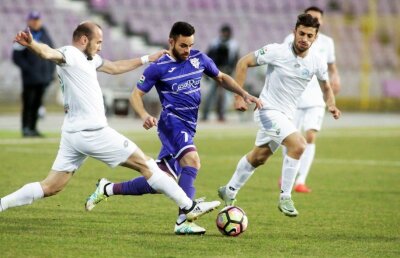 EXCLUSIV Au pentru ce juca! Prime uriașe promise de o echipă din Liga 1 pentru a se salva de la retrogradare