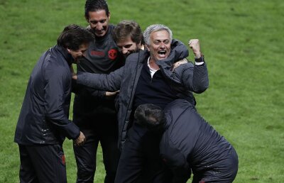 VIDEO+FOTO Cele mai tari imagini după finala Europa League! Jose Mourinho, one-man show! Cum s-au bucurat fotbaliștii