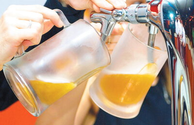 Rockerii sunt în extaz! Va fi montată o conductă de bere