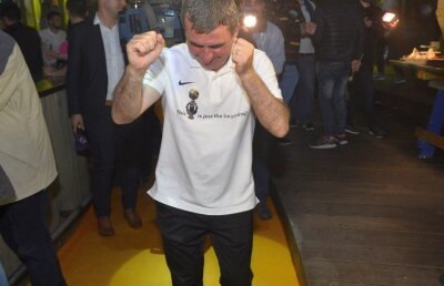 "Regele", șah la Reghe » Cheia câștigării campionatului a fost găsită de Gică Hagi! A mutat decisiv la meciurile directe