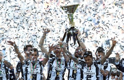 Juve mărește potul! Bonus fantastic de fiecare jucător pentru titlul așteptat 21 ani!