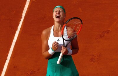 VIDEO+FOTO Halep scapă de una dintre cele mai dificile adversare de la Roland Garros » Muguruza a fost eliminată în optimi și a plâns la conferință: "Nu mă așteptam la așa ceva!"
