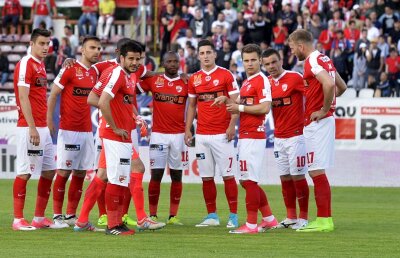 Dinamo este dispusă să își vândă vedetele » Cine poate pleca de la echipa alb-roșie