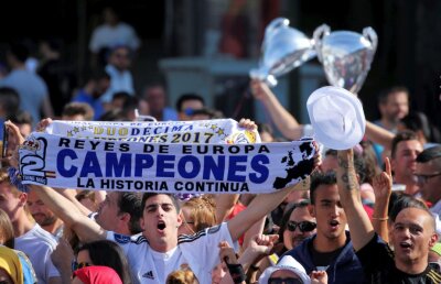 Sărbătoare grandioasă “Campeones 12” pentru Real Madrid pe străzile capitalei Spaniei și pe ”Santiago Bernabeu” + Sergio Ramos, Zinedine Zidane și Cristiano Ronaldo, momente de neuitat 