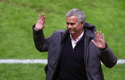 Alexa a rulat jucătorii la Chiajna la fel ca Mourinho! Primul abia s-a salvat, celălalt a câștigat Europa League