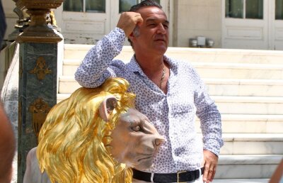 Concurență pentru FCSB » Trei echipe din Anglia îl vor pe jucătorul dorit de Becali