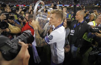 Un fost antrenor al lui Bayern face o declarație surprinzătoare: "Kroos ar trebui să-şi pună ghetele în cui acum!"