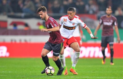 Primele tensiuni la CFR Cluj, după aducerea lui Dan Petrescu » Doi titulari, aproape de excluderea din lot