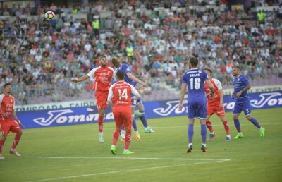 VIDEO + FOTO ACS Poli a câștigat meciul tur din baraj cu UTA, scor 2-1! Bănățenii au ratat cât pentru un sezon întreg 
