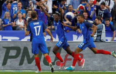VIDEO + FOTO Mbappe și Dembele au făcut show în Franța-Anglia, meci cu 5 goluri! Ziua în care 80.000 de oameni au cântat God Save the Queen pe Stade de France 