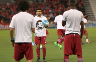 Qatarul riscă sancțiuni: jucătorii naționalei l-au susținut pe un emir acuzat că sponsorizează Statul Islamic!