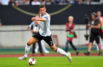 3 zile până la Cupa Confederațiilor! Cine transmite competiția în România + Programul complet