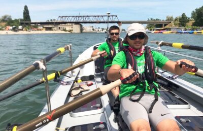 FOTO Aventura vieții pe apă » Cinci români sunt gata să traverseze Marea Neagră vâslind peste 1.000 de kilometri! 