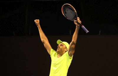 Biletul Zilei pe Pariori.ro » Cotă 2.04 pentru două partide extra-fotbal