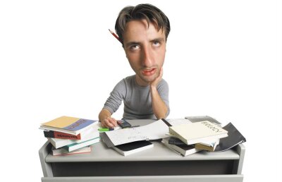 Perle la admitere :) Cele mai amuzante răspunsuri ale elevilor: "Domnișoara poetă a făcut o figură frumoasă, cum se spune la fotbal”