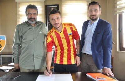 FOTO S-au făcut sultani » Primele imagini cu Boldrin și Lung jr. în tricoul echipei lui Șumudică