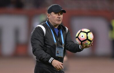 ”Regele” antipariuri » I-⁠a pus pe jucătorii Viitorului să semneze contracte speciale