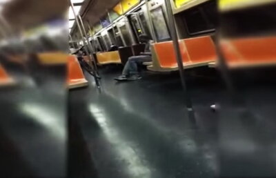 VIDEO Gestul care a lăsat fără cuvinte o lume întreagă. Uite ce a putut să facă un bărbat pentru un om al străzii!