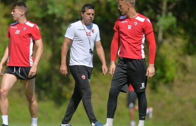 Ce spune Contra despre prima achiziție a lui Dinamo: "Vine mâine" » Explică de ce nu s-au făcut transferuri și un anunț important: "Mai vin jucători"