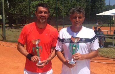 Eliminat înainte de pauză :) Maldini a rezistat doar 42 de minute la debutul ca jucător profesionist de tenis