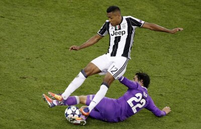 Ofertă pentru Alex Sandro » Ar putea încasa 5 milioane de euro pe sezon