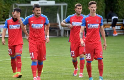 Corespondență din Olanda » "Budi, ce-ai pățit, frate?" » Emoții pentru vedeta stelistă la meciul cu Oleksandria